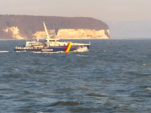 55m LNG Zollschiff 
Schiffsname "Emden" 
IMO 9963334